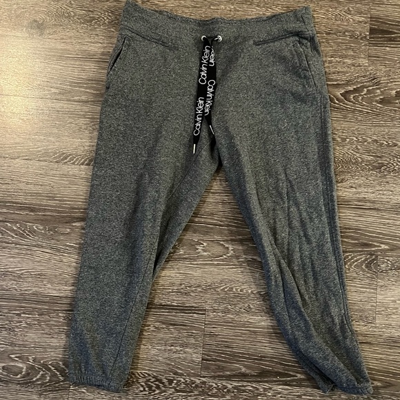 Calvin Klein Sweatpants - Picture 1 of 2